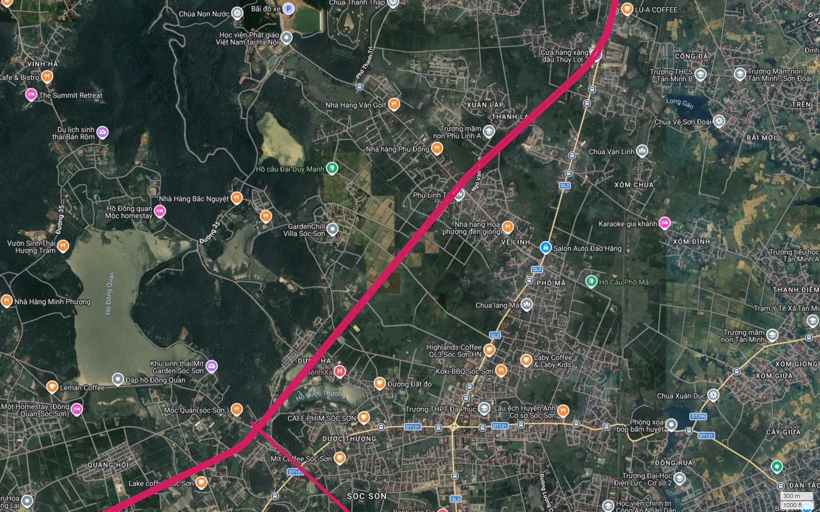 Tuyến metro số 1 Hà Nội chạy song song Quốc lộ 3 qua Phù Linh, Vệ Linh, gần chùa Non Nước và Học viện Phật giáo Việt Nam