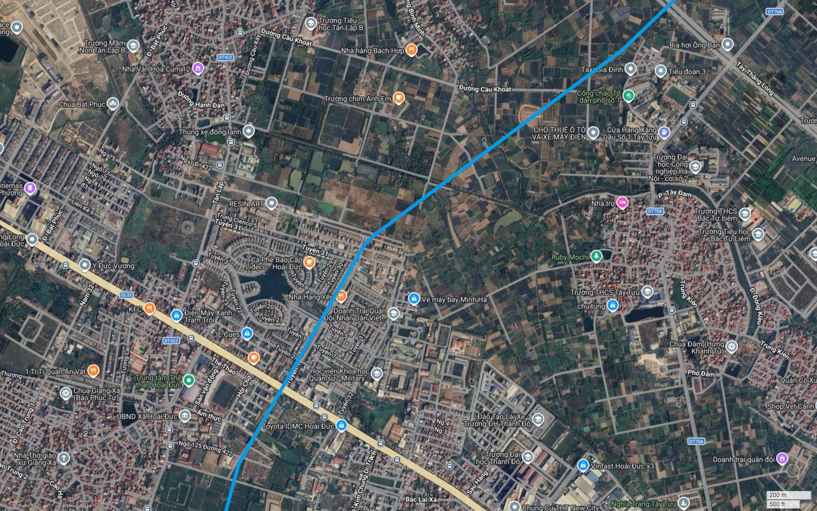 Tuyến metro số 15 Hà Nội cắt Quốc lộ 32 và DT422 tại Trạm Trôi, Hoài Đức, gần khu đô thị Lideco và Trường Đại học Thành Đô