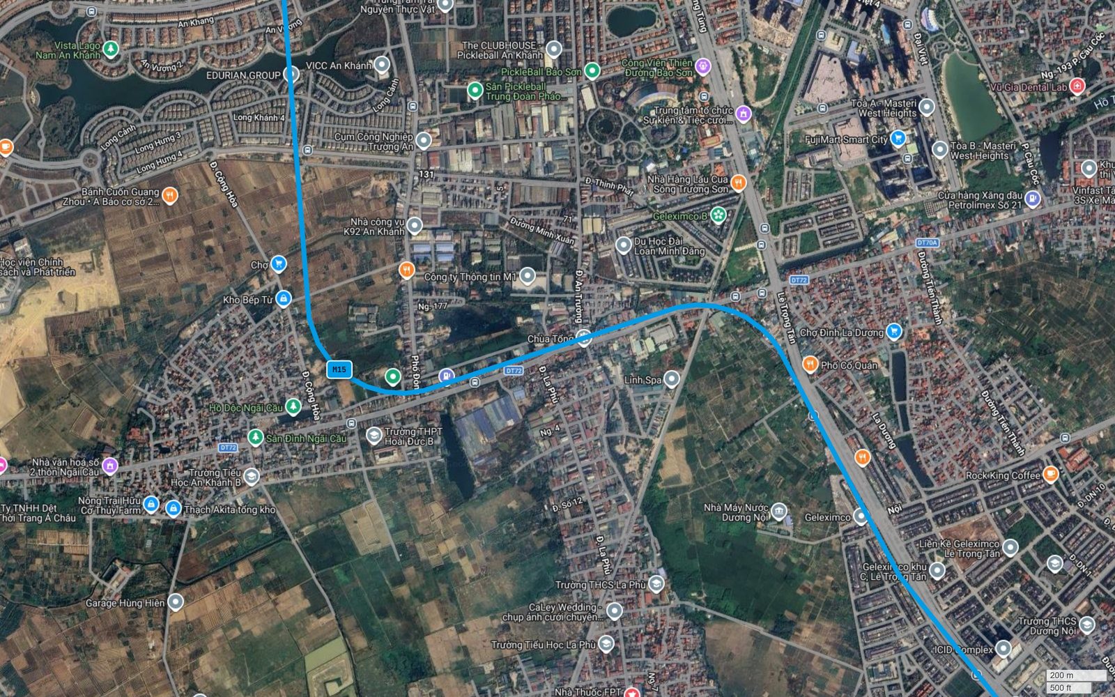 Tuyến metro số 15 Hà Nội chạy dọc DT72 qua La Phù, đi cạnh Geleximco B, FujiMart Smart City và Masteri West Heights trước khi rẽ xuống Lê Trọng Tấn