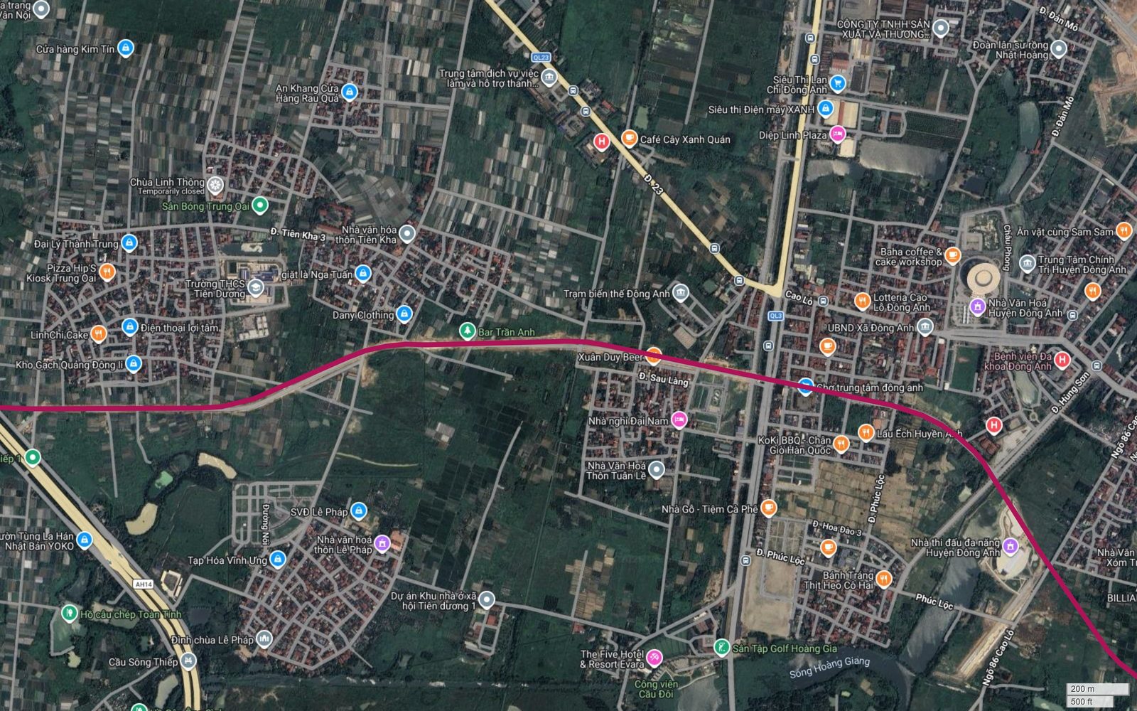 Tuyến metro số 18 Hà Nội cắt Quốc lộ 3 tại trục Cao Lỗ, trung tâm Đông Anh, gần Bệnh viện Đa khoa Đông Anh và Nhà Văn Hoá Huyện Đông Anh
