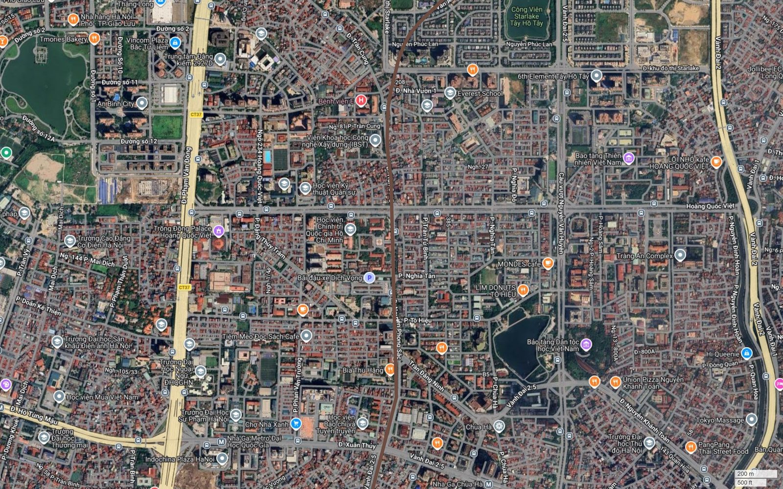 Tuyến metro số 7 Hà Nội đi dọc Vành đai 2,5 qua Nghĩa Tân, cắt Hoàng Quốc Việt gần Bảo tàng Dân tộc học Việt Nam